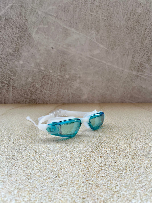 Gafas de natación con estuche