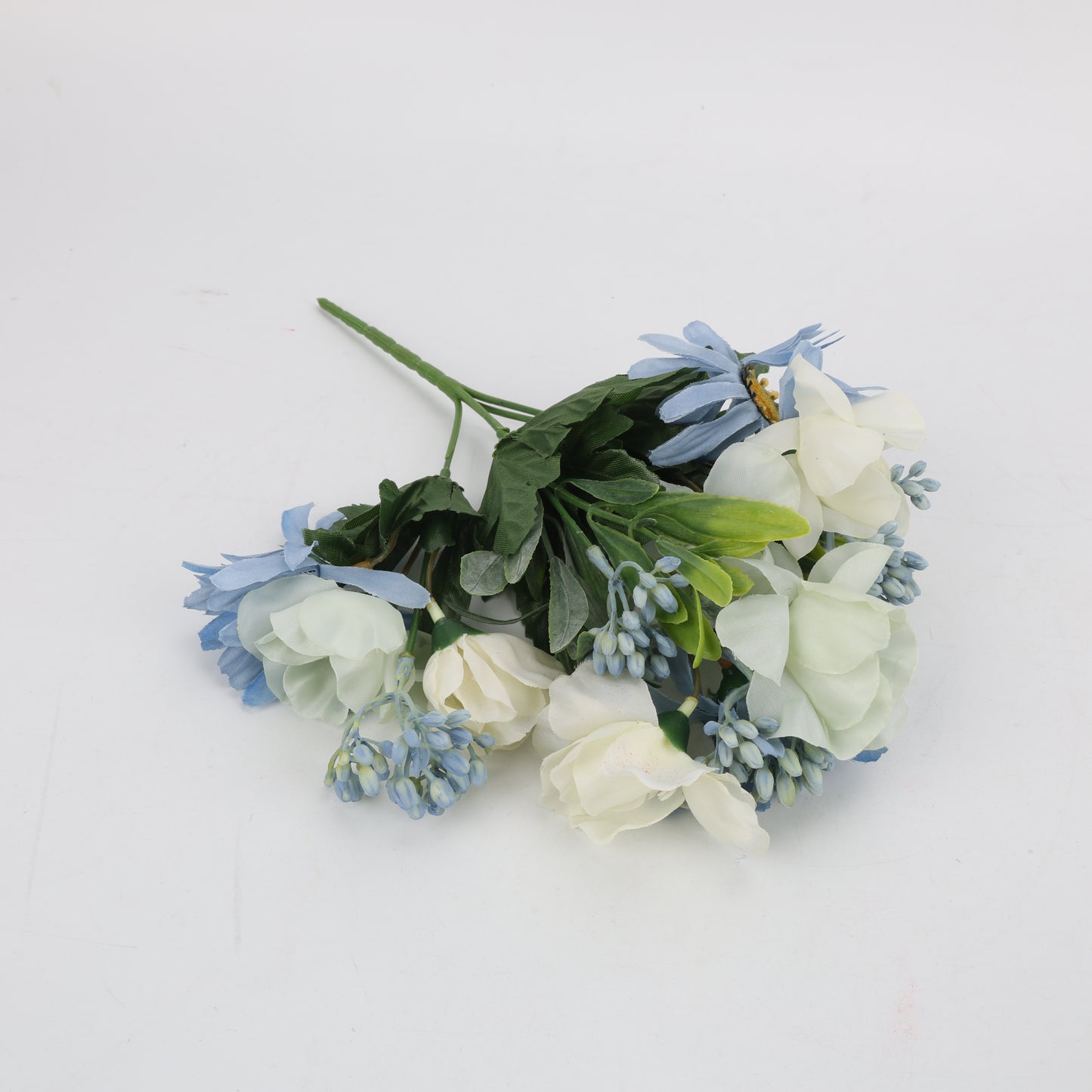 RAMO DE FLORES ARTIFICIALES HORTENCIAS | CELESTE BLANCO