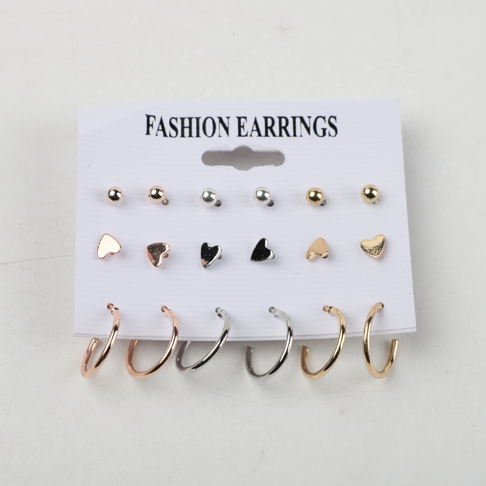 Set De 9 Aretes Corazones Y Argollas