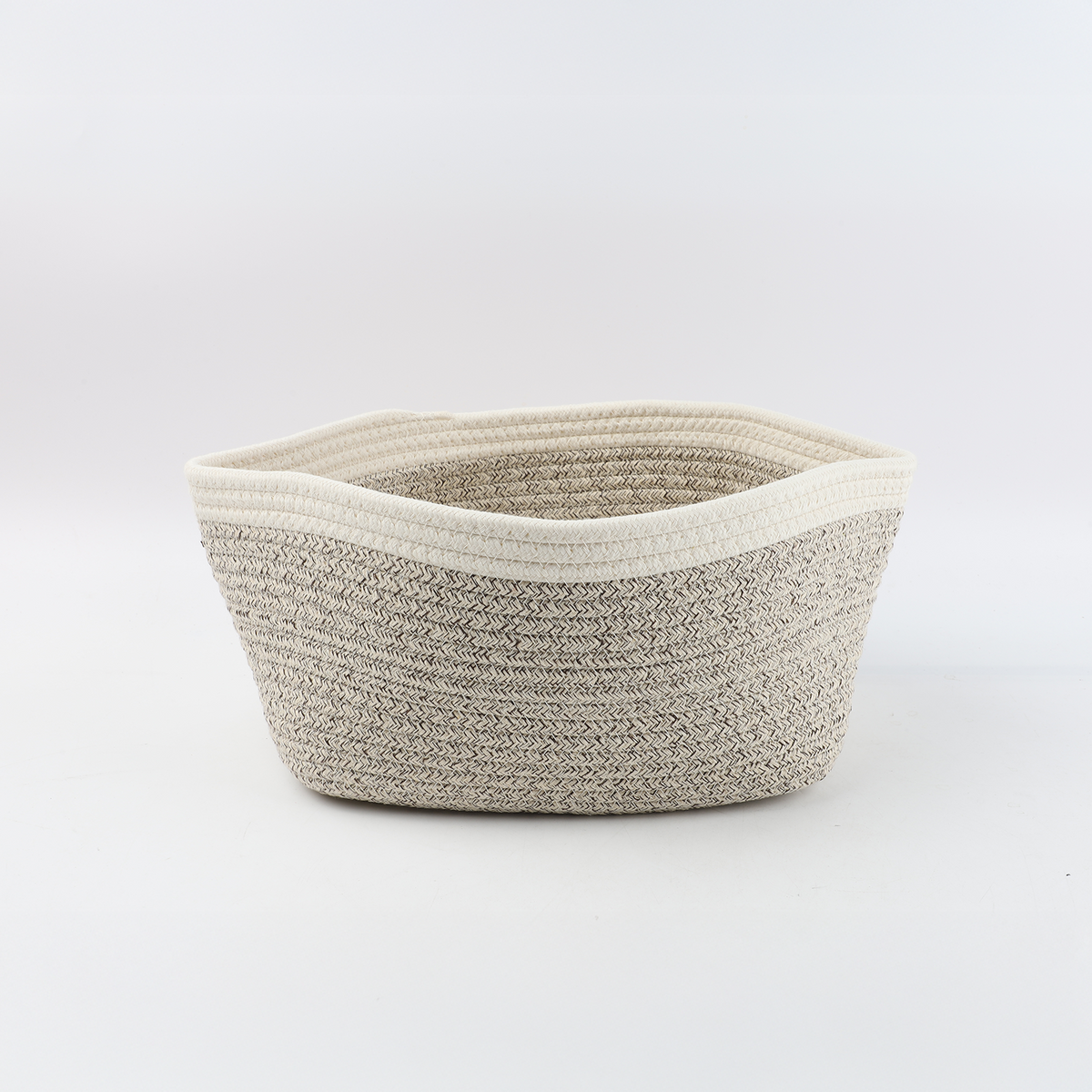 Canasto Ovalado Beige/Blanco