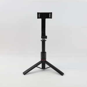 Trípode + Control Remoto Bluetooth 21 X 5,5 X 3,5 Cm - 110 Cm