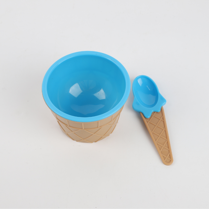 Bowl con Cuchara para Helado
