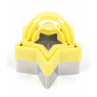 SET X 3CORTADOR DE GALLETAS ESTRELLAS