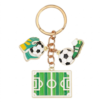 LLAVERO CAMPO DE FÚTBOL ZAPATILLA Y GUANTE