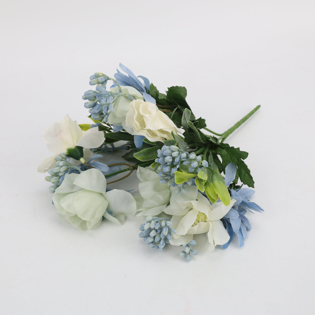 RAMO DE FLORES ARTIFICIALES HORTENCIAS | CELESTE BLANCO